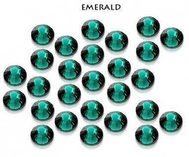 Swarovski Cyrkonie SS10 50 sztuk Emerald